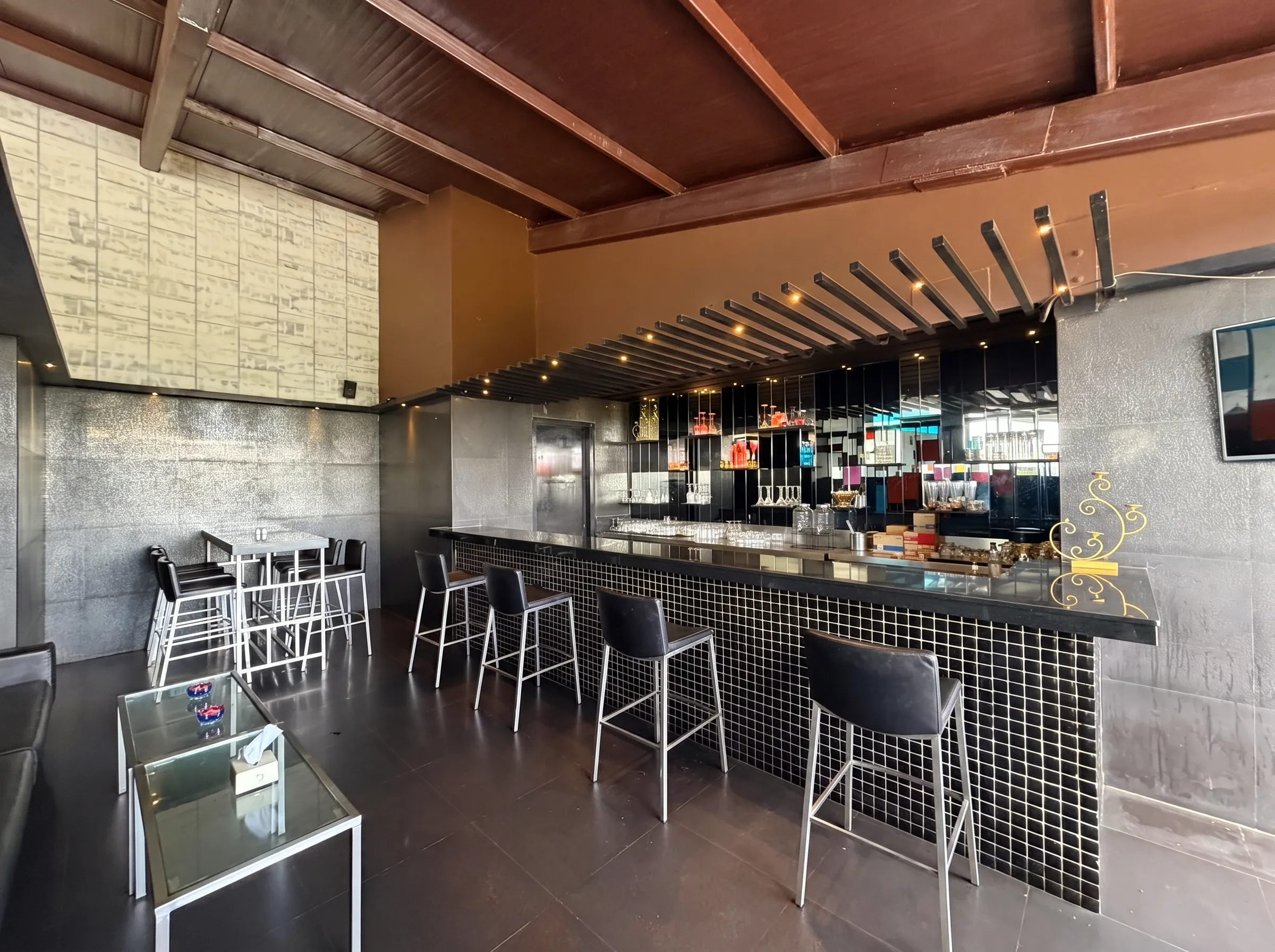 Infinit Bar